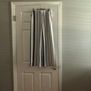 Chico's Size 0R wide legs pants